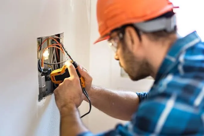 Revisión de cableado eléctrico domiciliario